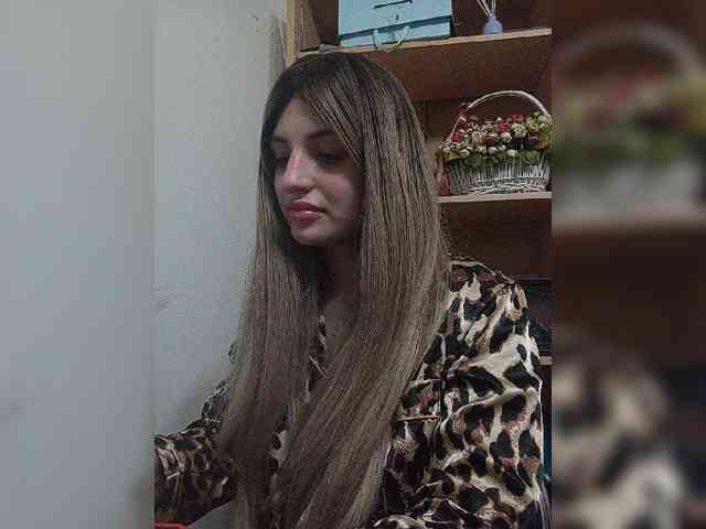 Gjasjaajrssfju webcam