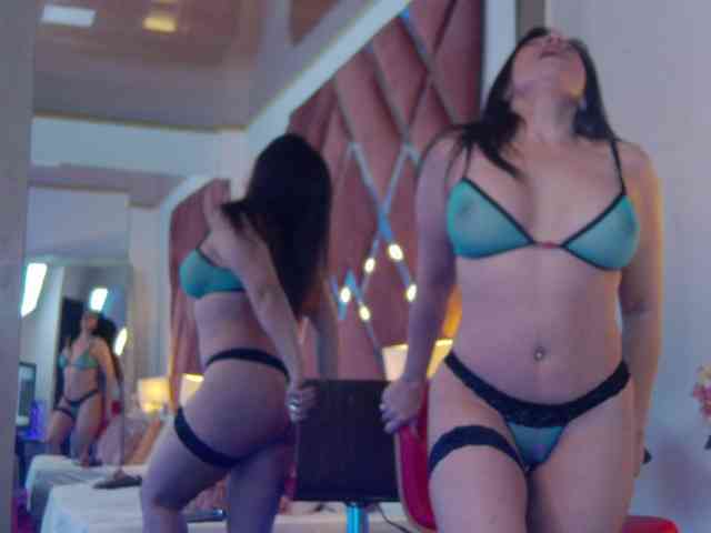 CharlotteDilucca webcam