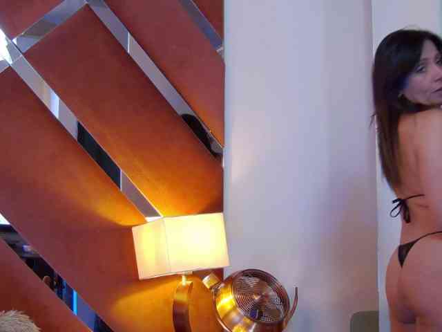 CharlotteDilucca webcam