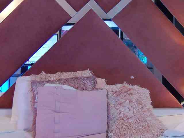 CharlotteDilucca webcam