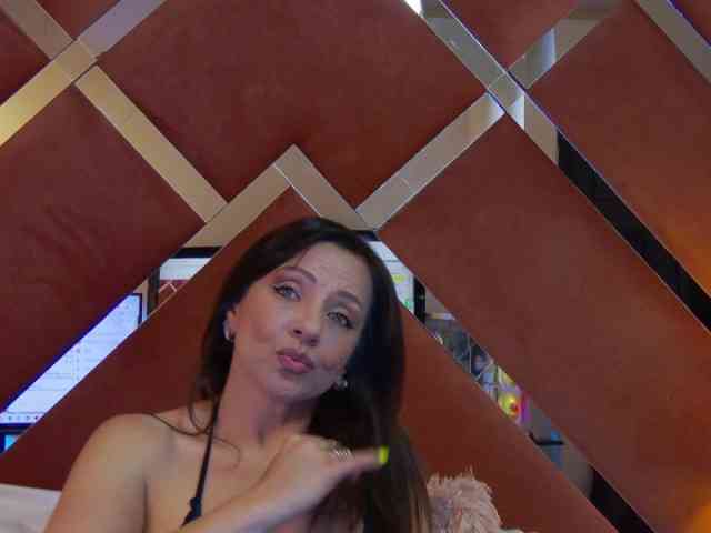 CharlotteDilucca webcam