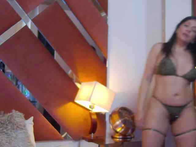 CharlotteDilucca webcam