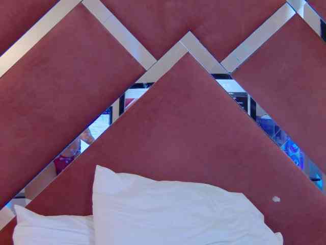 CharlotteDilucca webcam