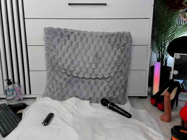 AnastasiasCharms webcam