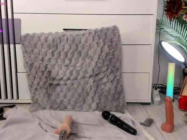 AnastasiasCharms webcam