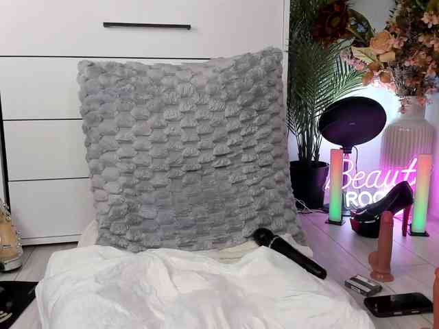 AnastasiasCharms webcam