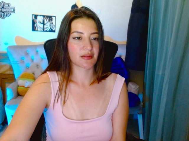 Anny-azalea live cam on BongaCams
