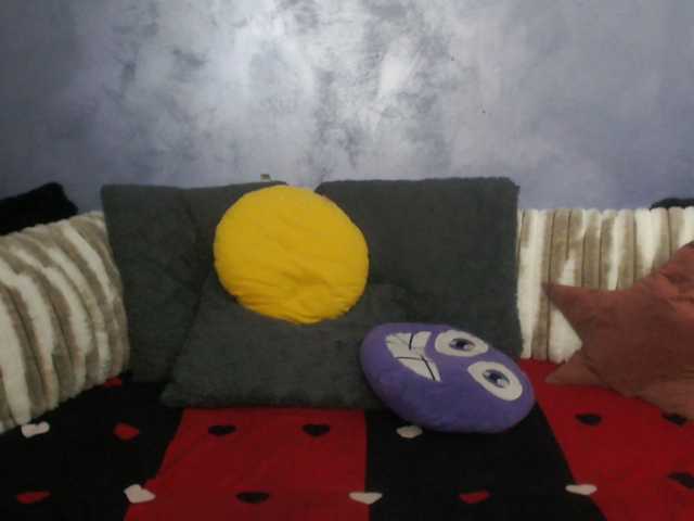 SexyNycolle38 live cam on BongaCams