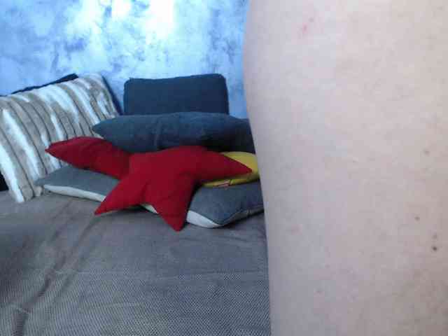 SexyNycolle38 webcam