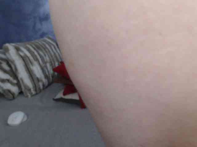 SexyNycolle38 webcam