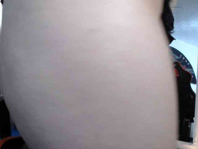 SexyNycolle38 webcam