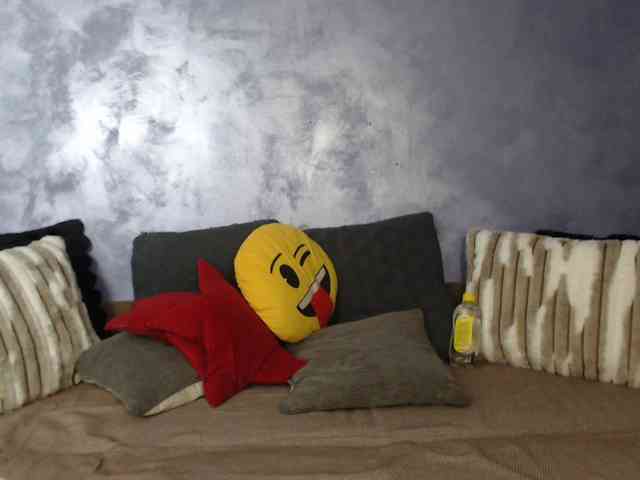 SexyNycolle38 webcam