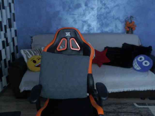 sexynycolle38's live room