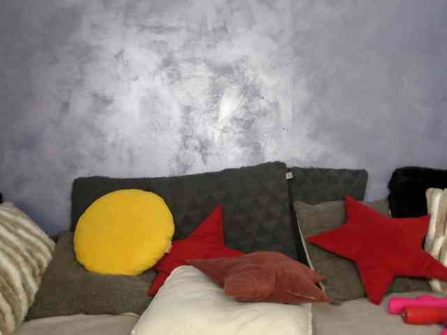 SexyNycolle38 webcam
