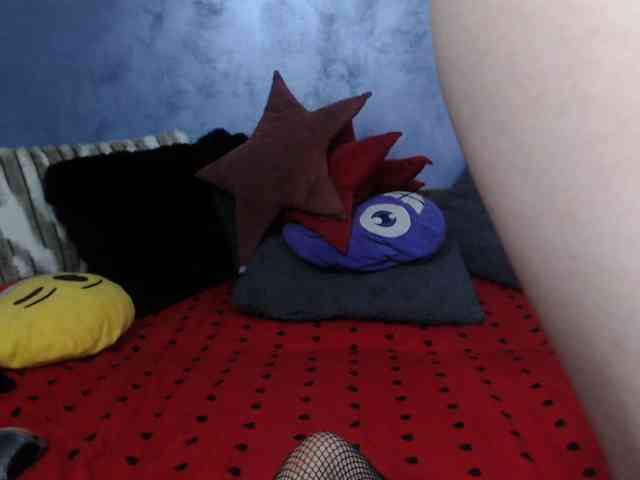 SexyNycolle38 webcam
