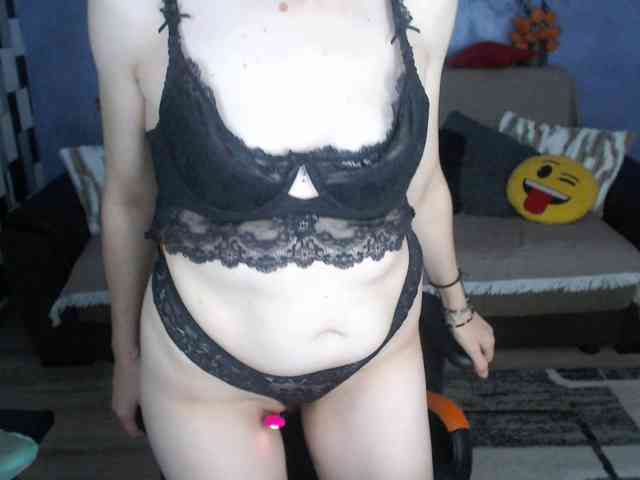 SexyNycolle38 webcam