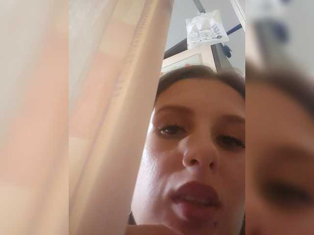 KITTYtempreXXX live cam on BongaCams