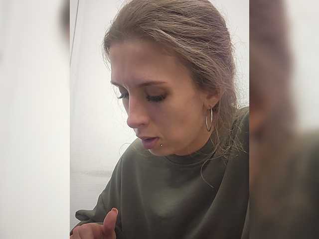 KITTYtempreXXX live cam on BongaCams