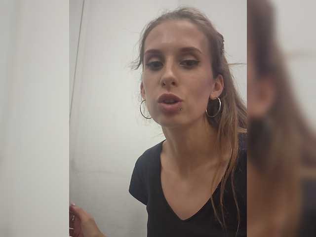 KITTYtempreXXX live cam on BongaCams