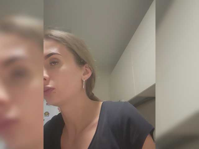 KITTYtempreXXX live cam on BongaCams