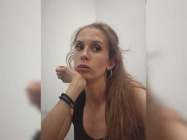 KITTYtempreXXX live cam on BongaCams