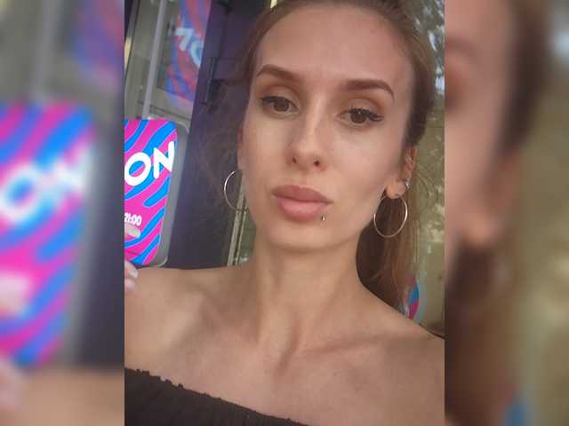 KITTYtempreXXX live cam on BongaCams