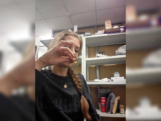 KITTYtempreXXX's BongaCams show and profile