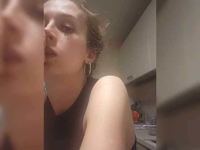 KITTYtempreXXX live cam on BongaCams