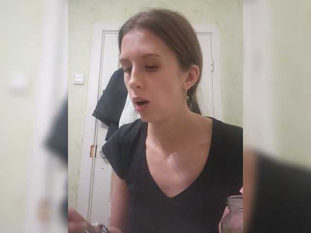 KITTYtempreXXX live cam on BongaCams