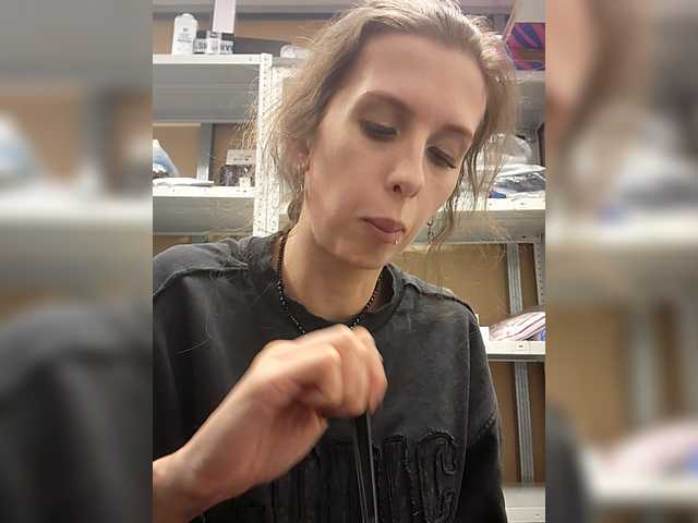 KITTYtempreXXX's BongaCams show and profile