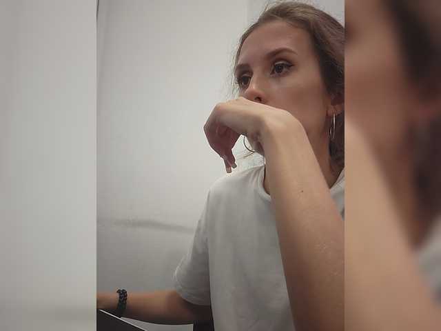 KITTYtempreXXX live cam on BongaCams