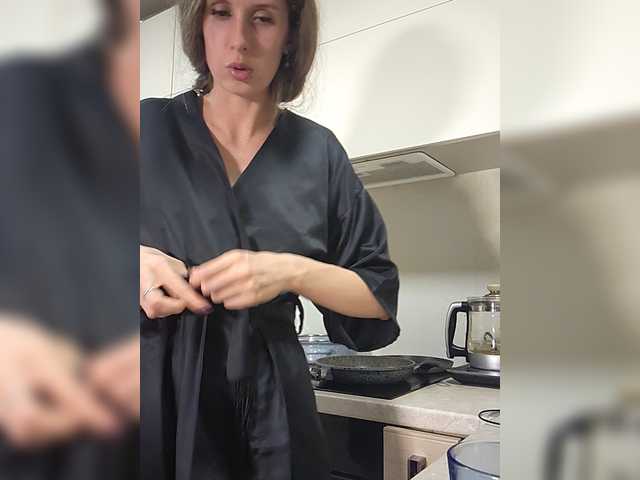 KITTYtempreXXX's BongaCams show and profile