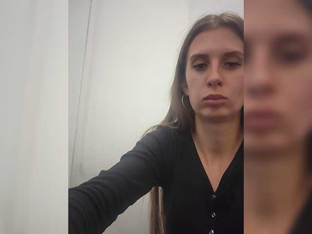 le modèle KITTYtempreXXX est en webcam porno dans un show sur le site bongacams, il possède les tags suivants: White/Caucasian,Blonde,Shaved