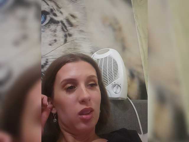 KITTYtempreXXX live cam on BongaCams