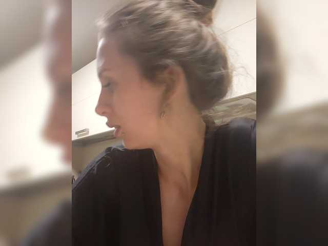 KITTYtempreXXX's BongaCams show and profile