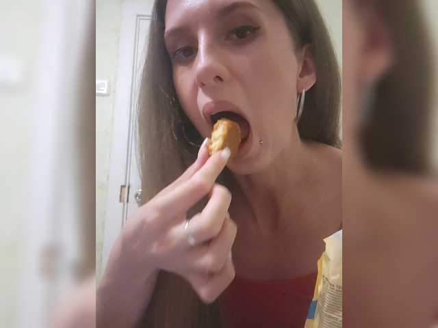 KITTYtempreXXX live cam on BongaCams