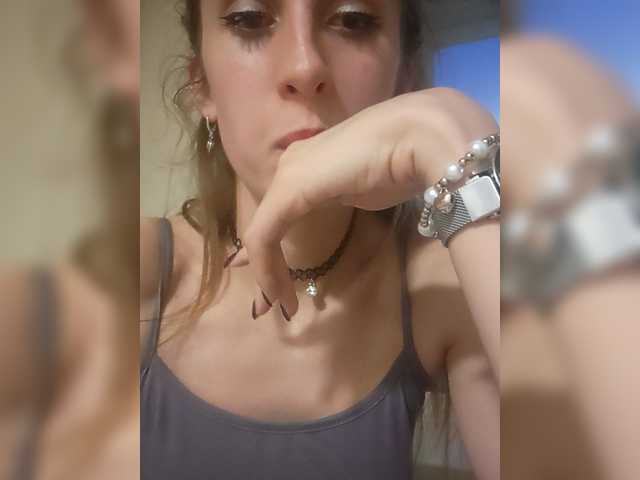 KITTYtempreXXX's BongaCams show and profile