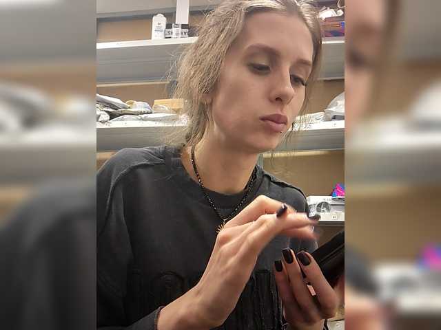 KITTYtempreXXX's BongaCams show and profile