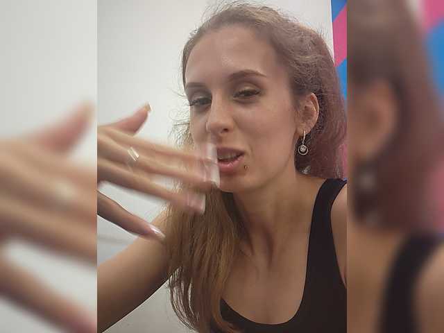 KITTYtempreXXX cam en directo en BongaCams