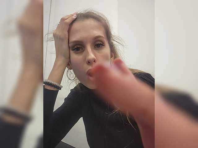 стрип с KITTYtempreXXX