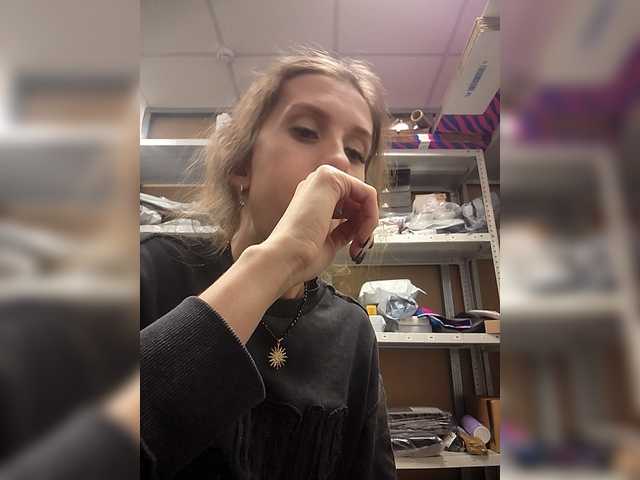 KITTYtempreXXX's BongaCams show and profile