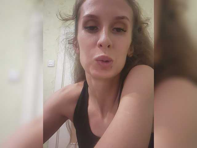 KITTYtempreXXX live cam on BongaCams