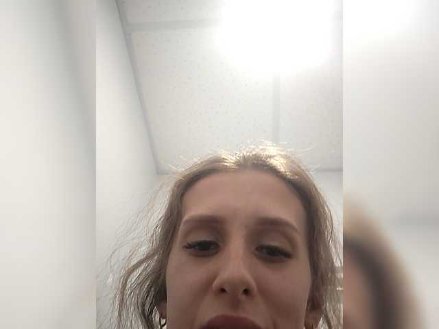 KITTYtempreXXX's BongaCams show and profile