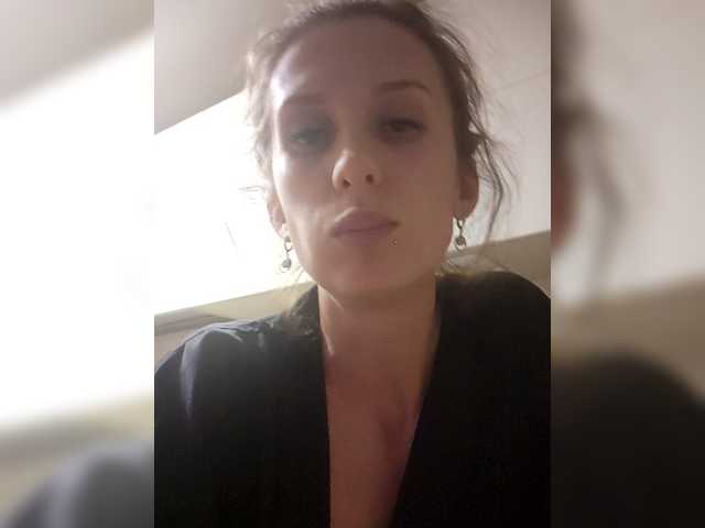 KITTYtempreXXX's BongaCams show and profile