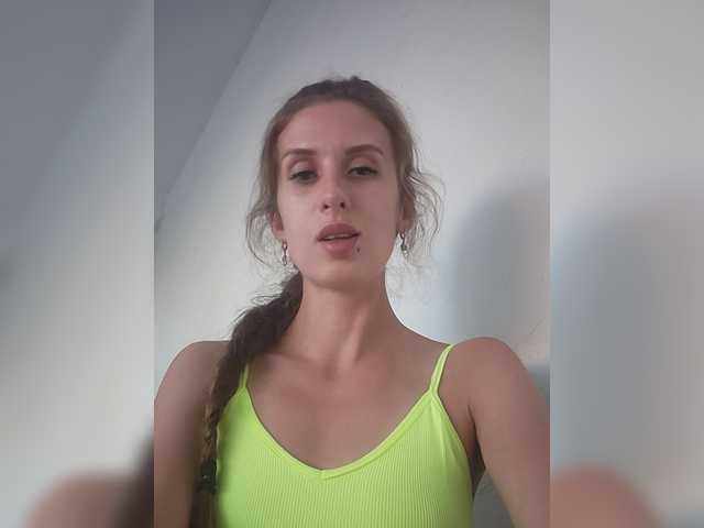 KITTYtempreXXX live cam on BongaCams