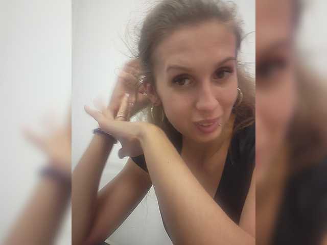 KITTYtempreXXX live cam on BongaCams