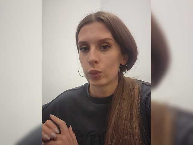 KITTYtempreXXX live cam on BongaCams