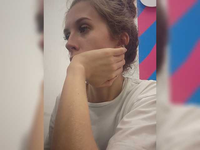 KITTYtempreXXX live webcam show