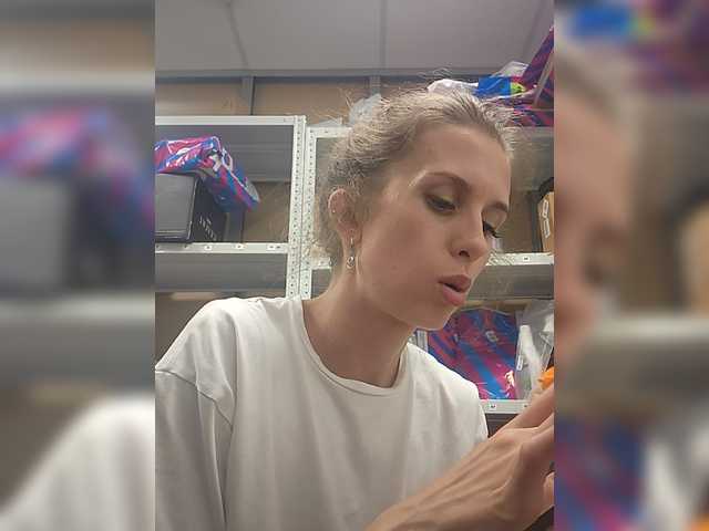 KITTYtempreXXX live cam on BongaCams