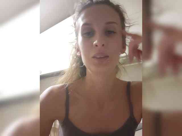 KITTYtempreXXX Live Webcam on BongaCams